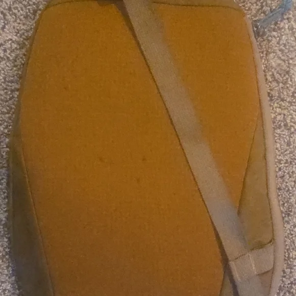 Patagonia Tan and Blue Sling Backpack - Picture 4 of 5